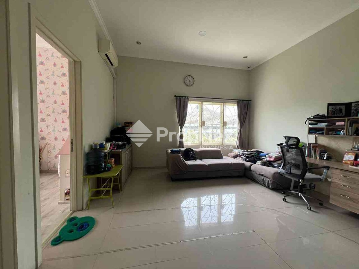 Rumah MINIMALIS Sutorejo Utara — foto 7